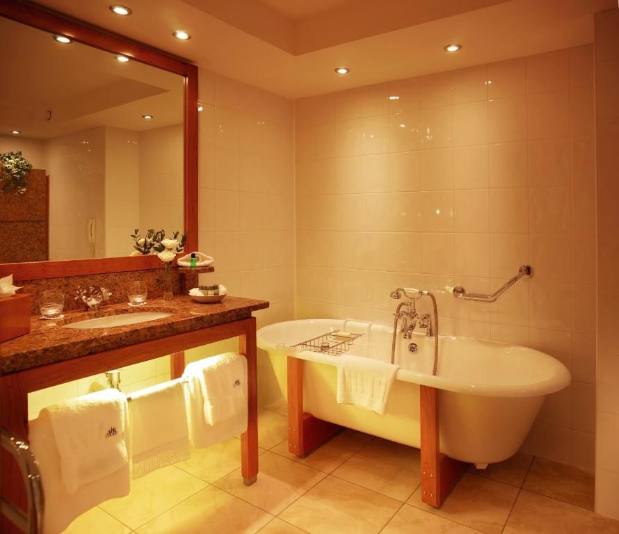 Отель Aghadoe Heights Hotel & Spa Килларни